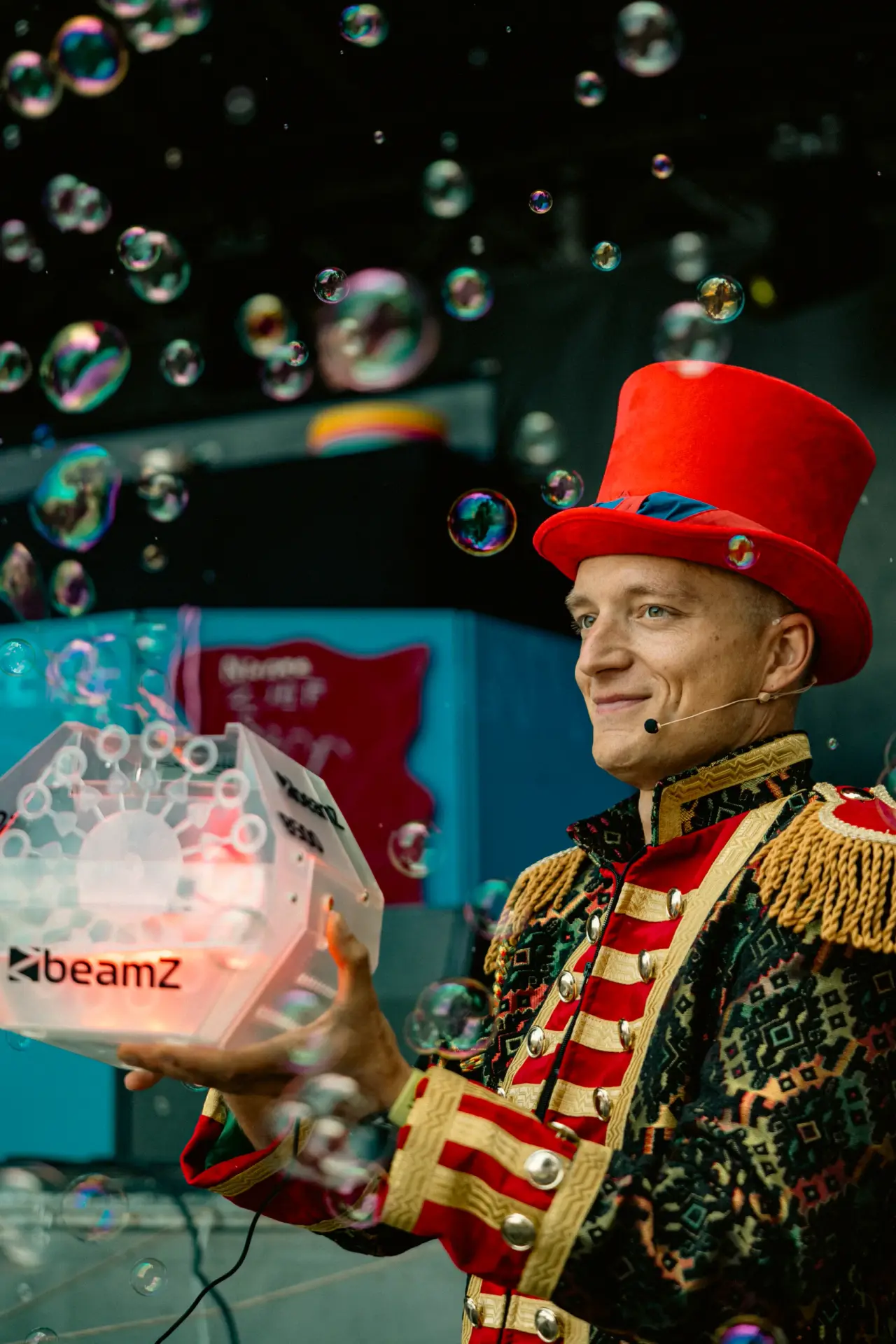 Thomas met bubbelmachine